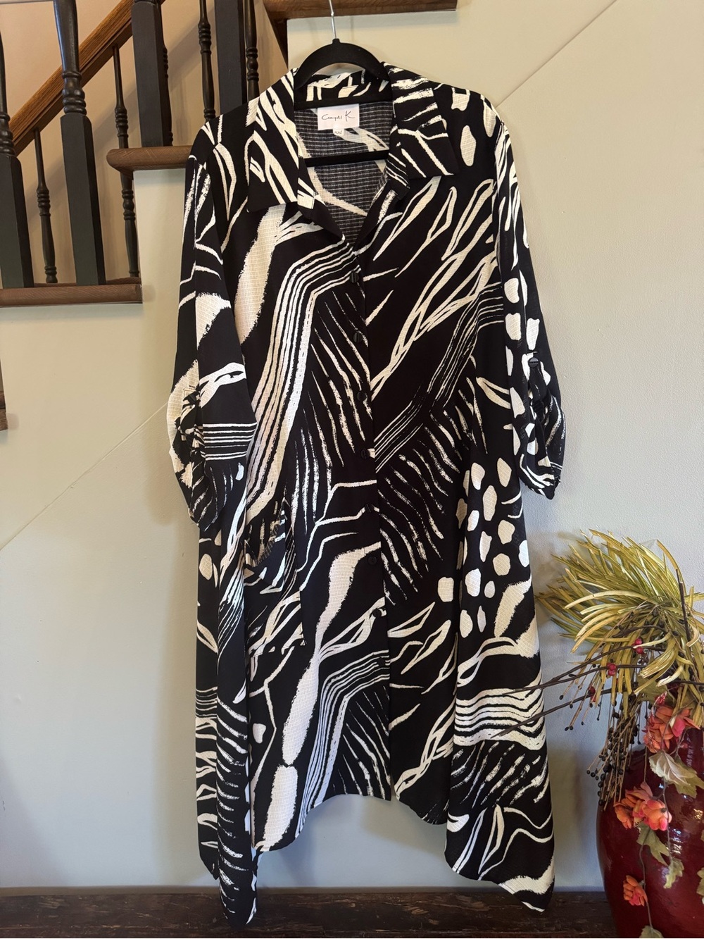Fabulous Black & White Abstract Print Midi Dress by Canadian Co Compli K